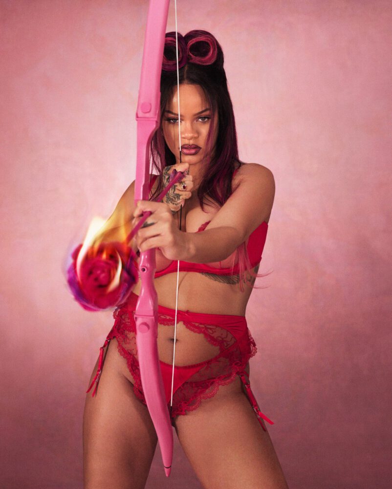 Rihanna Sexy Okokoras